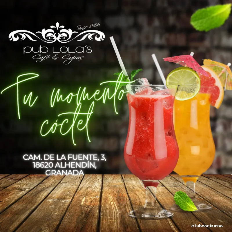 Pub Lola's Café Copas Cocktail Bar