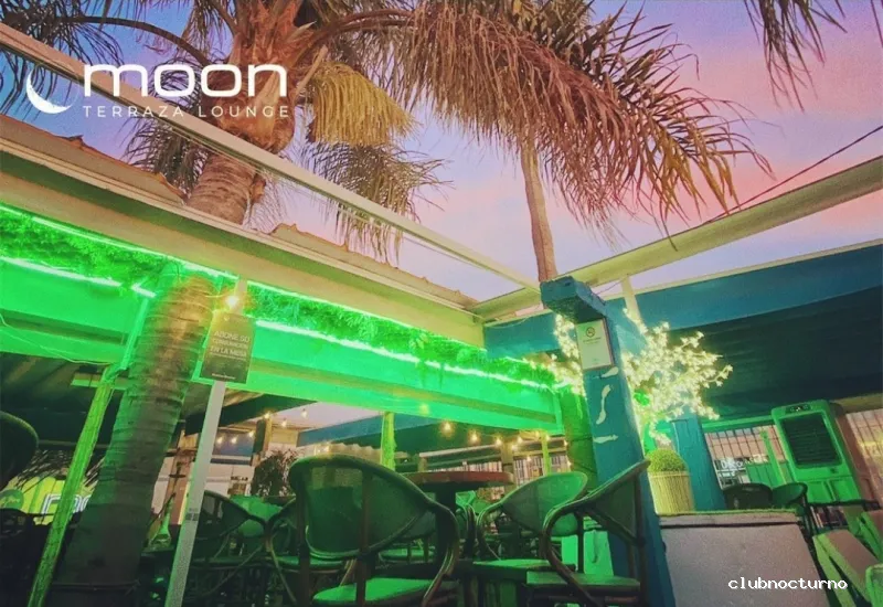 Lounge Moon Terraza Gines