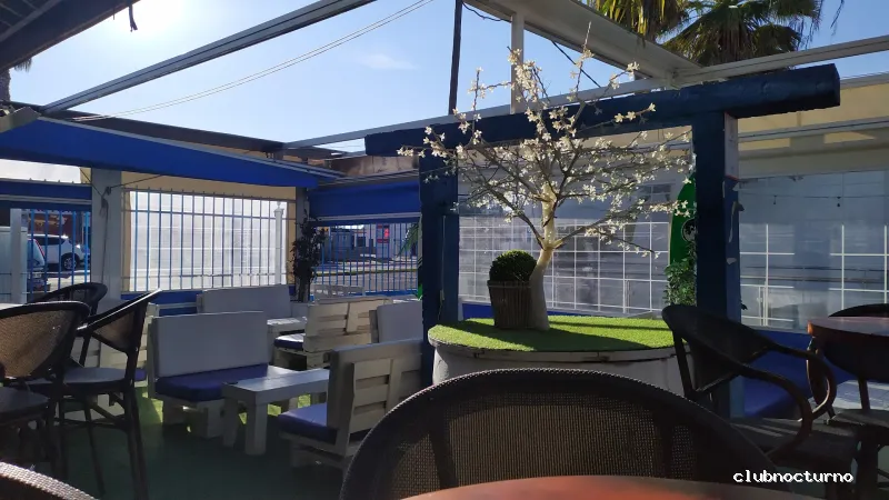 Lounge Moon Terraza Gines