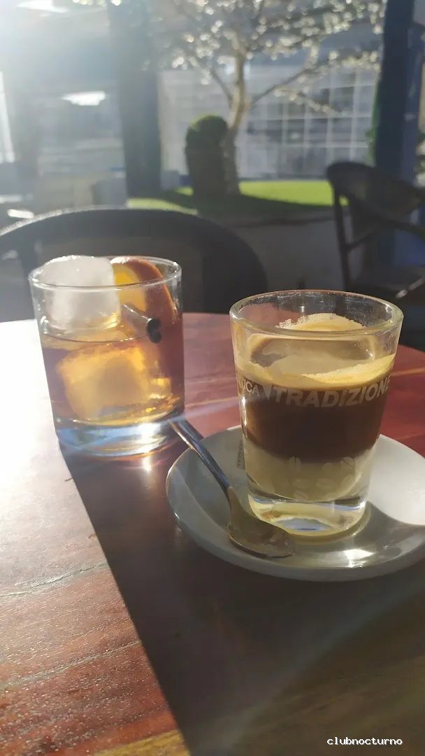 Lounge Moon Terraza Gines