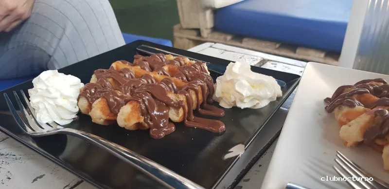 Lounge Moon Terraza Gines