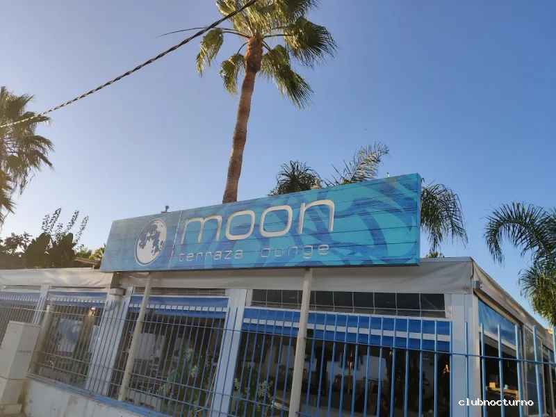 Lounge Moon Terraza Gines