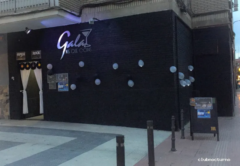 La Chica de Ayer - Móstoles