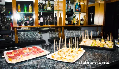 La Chica de Ayer - Móstoles