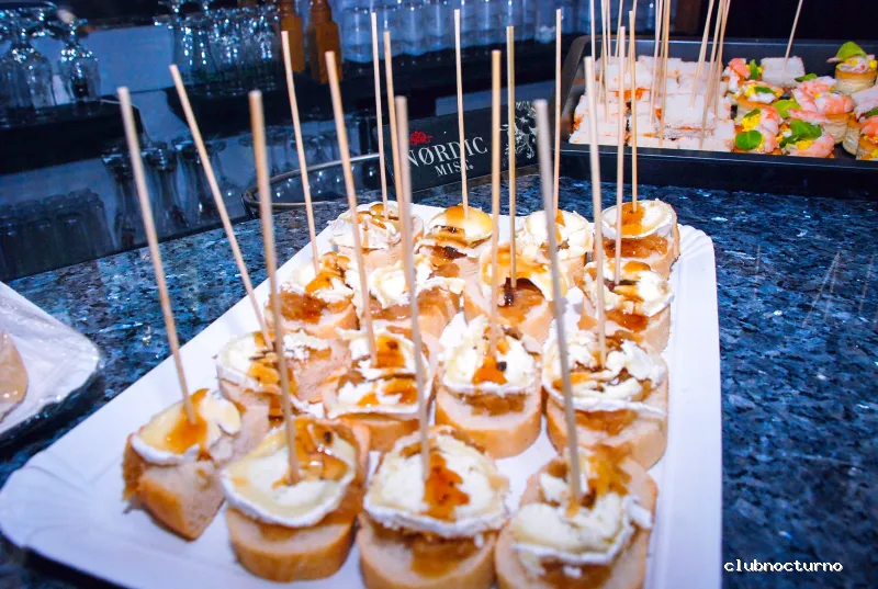 La Chica de Ayer - Móstoles