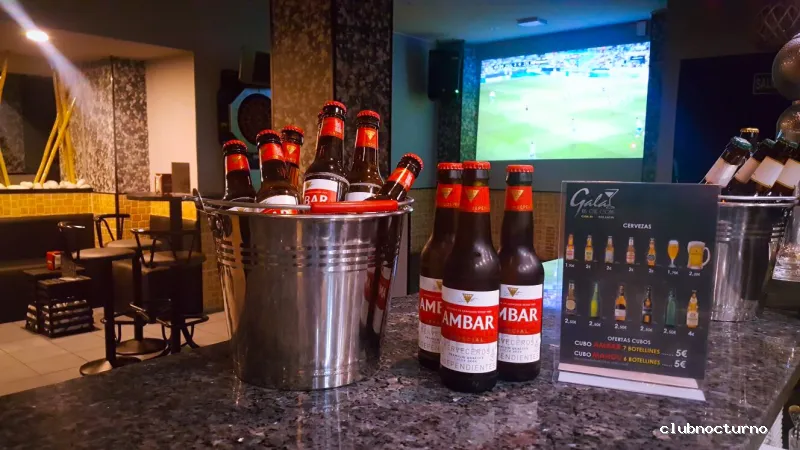 La Chica de Ayer - Móstoles