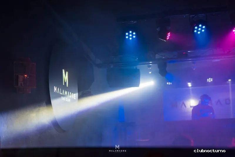 MalaMadre The Club | Pub de Copas Mérida