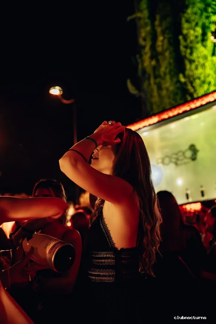 ROSSO by Antique Theatro