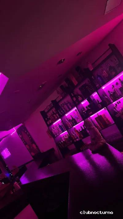 SAM VIBES, NIGHT CLUB