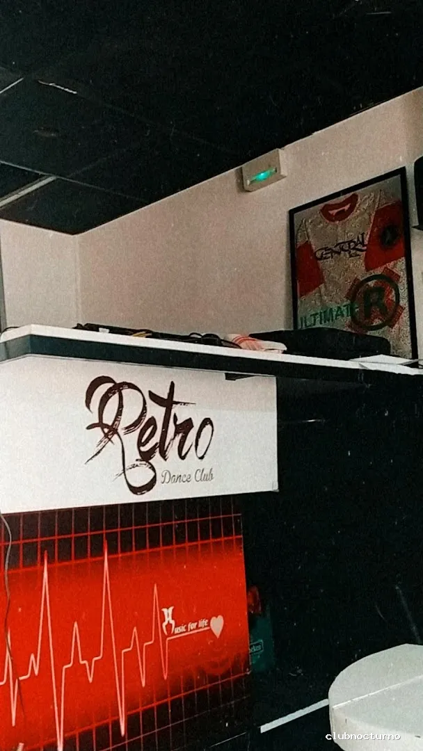 Retro Dance Club