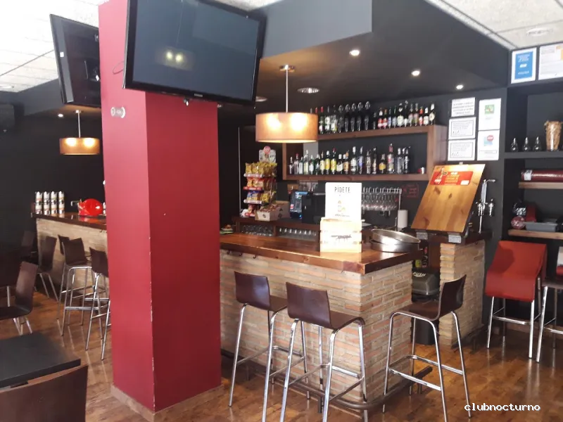 BAR LA LOLA, PARAGUAY