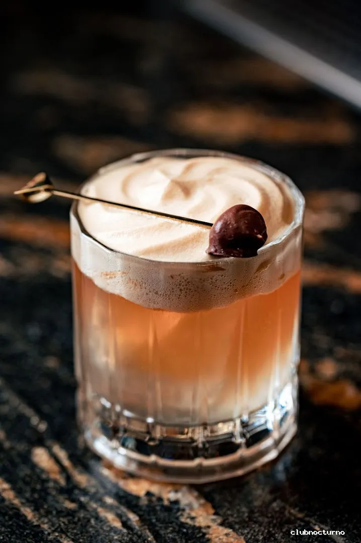 NOIR Craft Cocktail Bar