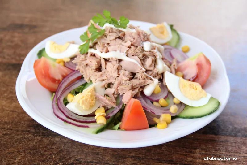 Pieros Cafe and Restaurante