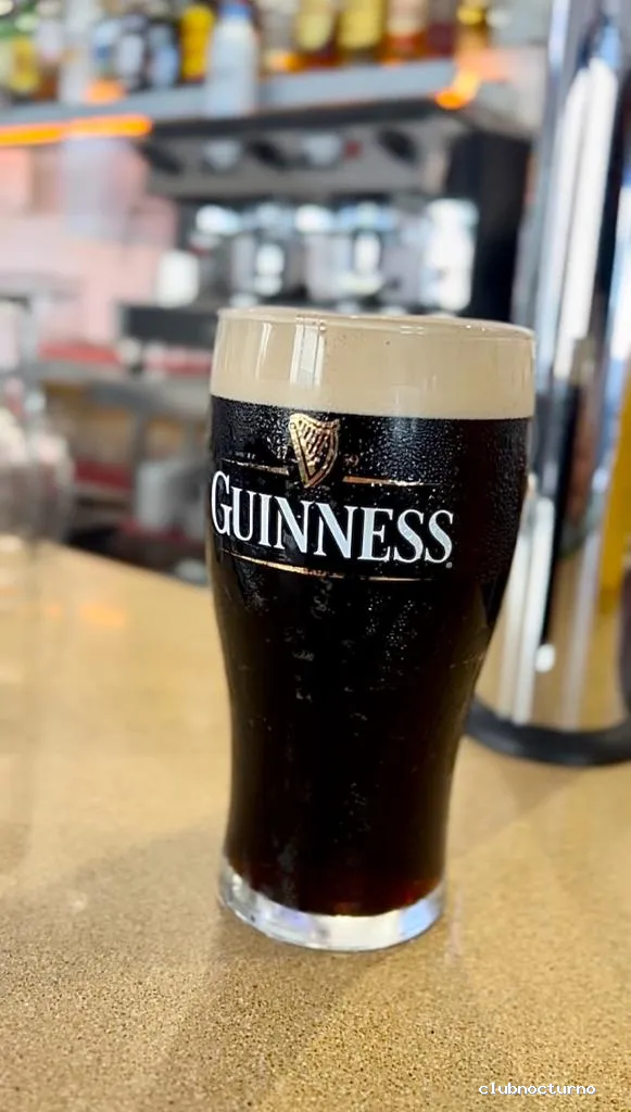 The Lakelands Sports Bar