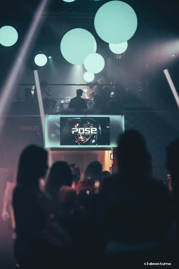 Pose Discoteca
