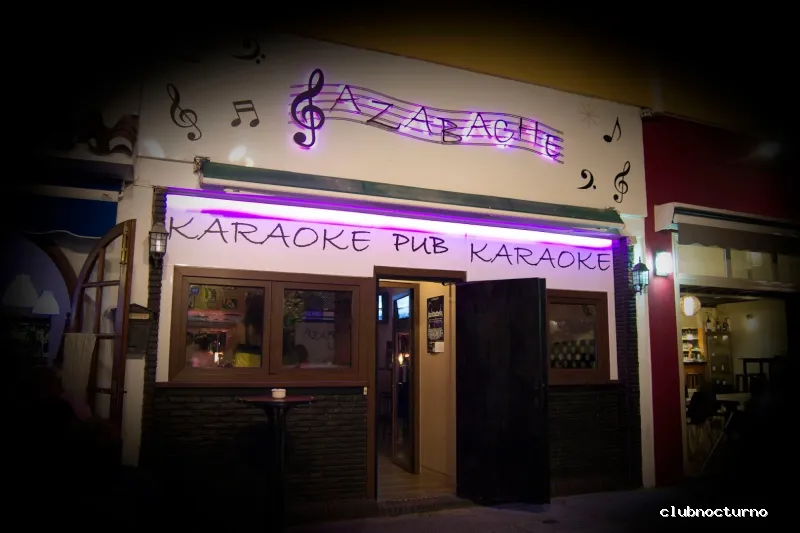 Azabache Karaoke Bar