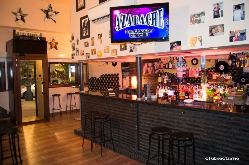 Azabache Karaoke Bar