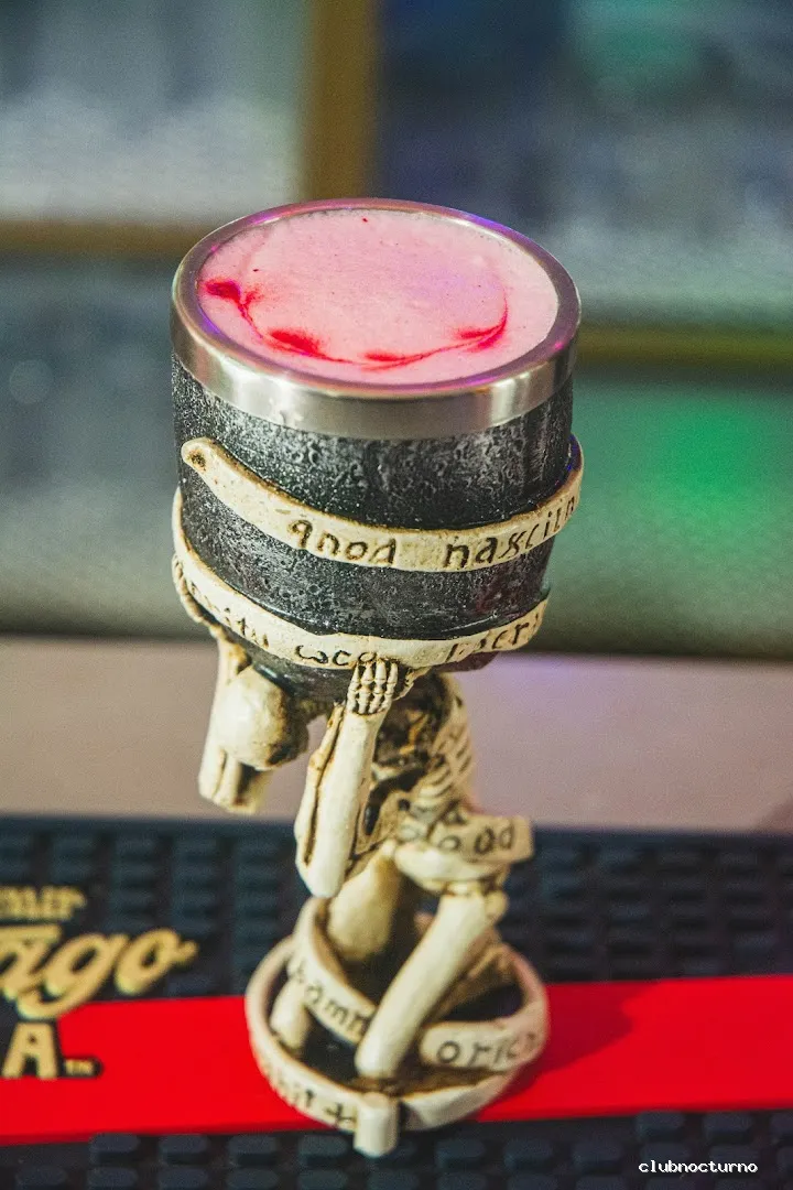 Edén de Huertas Bar de Copas y Cachimbas