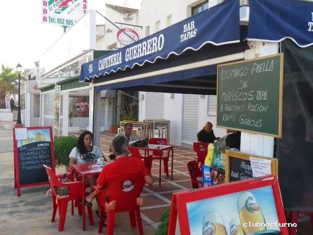 Bar de Tapas Cafeteria Guerrero Nueva Andalucia