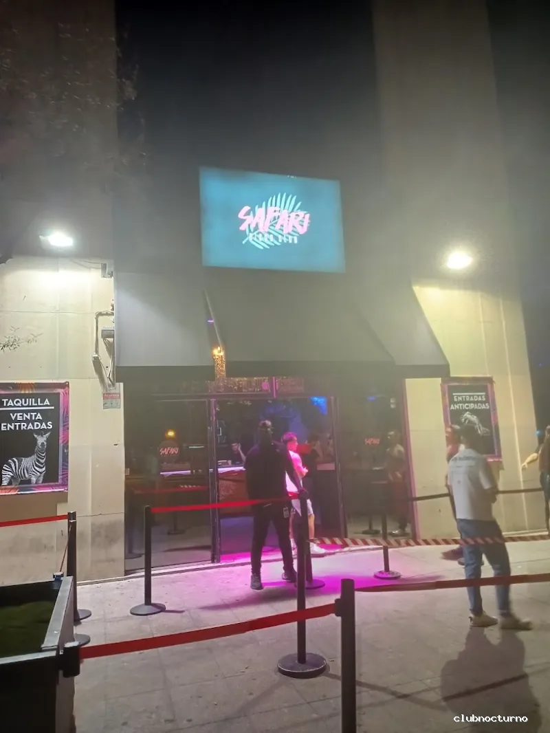 YASS! Barcelona | LGTBIQ+ Gay Party