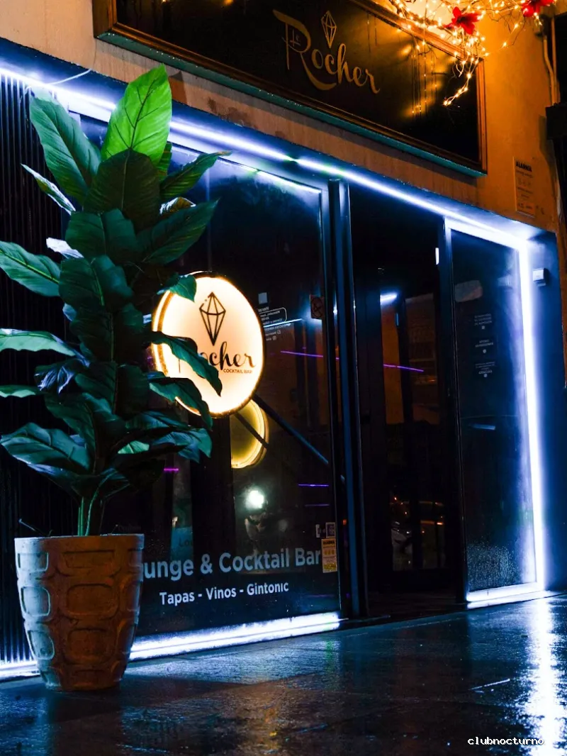 Le Rocher – Cocktail Bar & Shisha Lounge en Sarrià - Barcelona