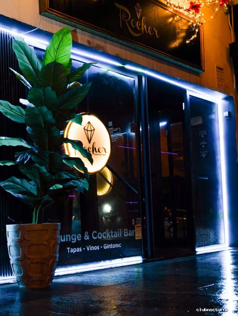 Le Rocher – Cocktail Bar & Shisha Lounge en Sarrià - Barcelona