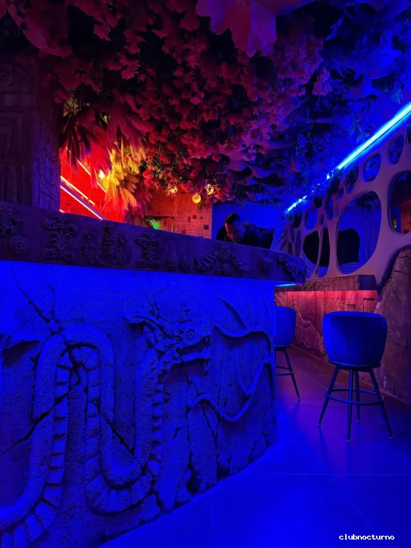 strip club Barcelona | EVA Club | escort club