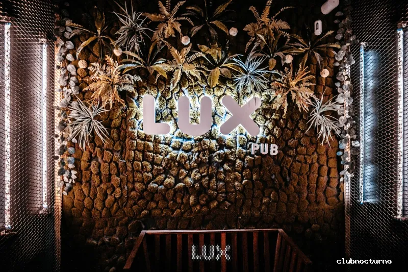 Pub Lux Valencia