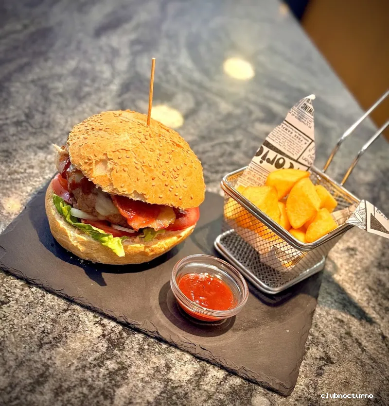 Cafetería Bar Tucán