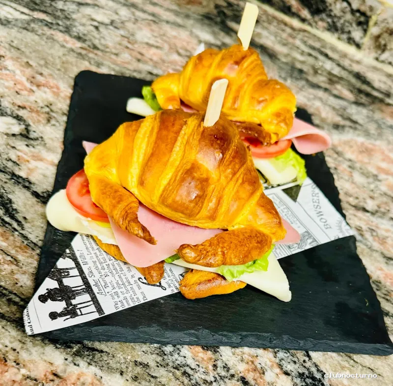 Cafetería Bar Tucán