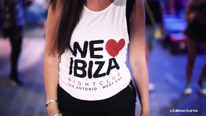 Retro club Ibiza 80s 90s 00s