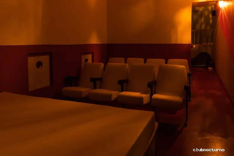 Vanity Parejas - Pub liberal Swinger Alicante