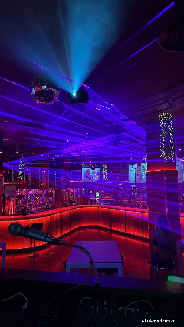 Factory Air - Sala & Hotel