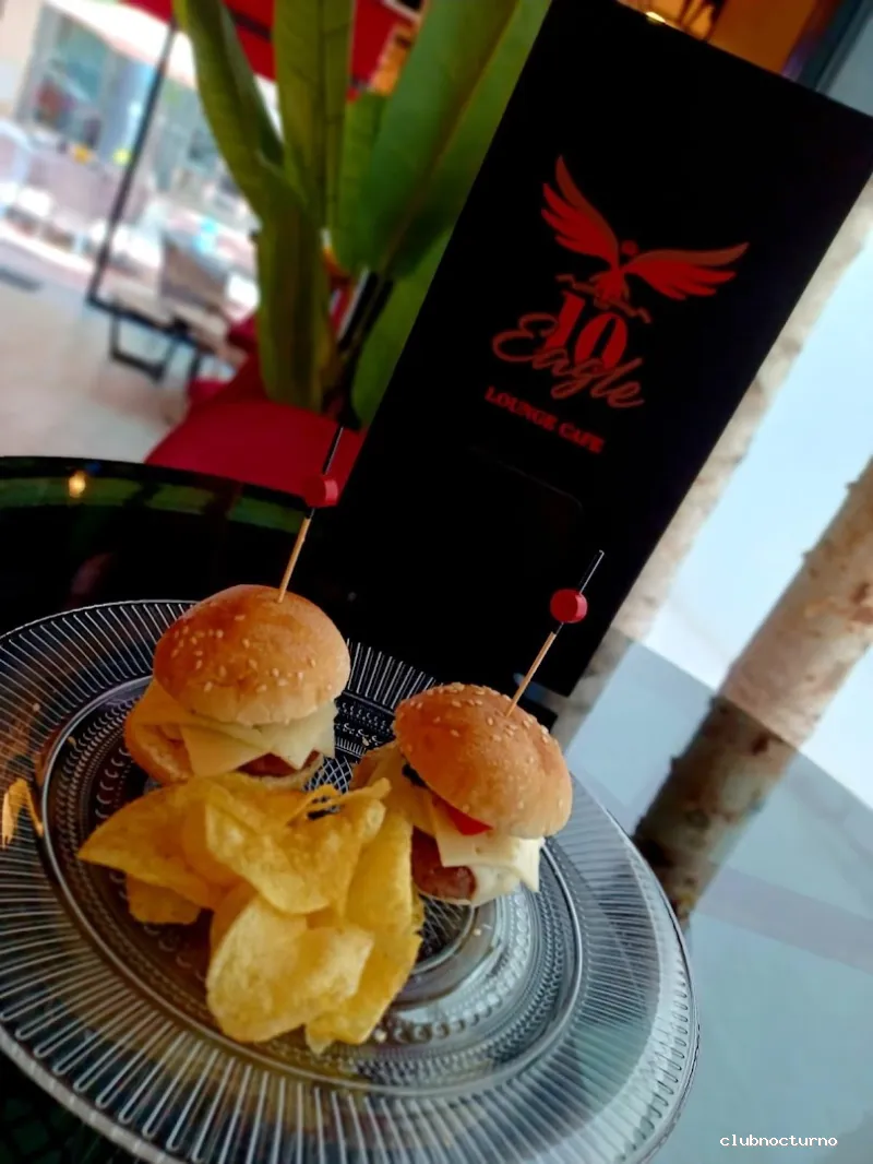 10 Eagle Lounge Cafe