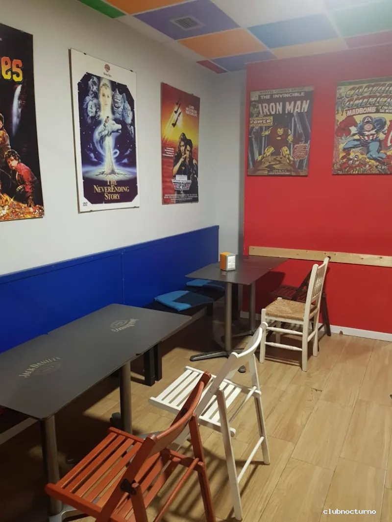 Delorean Lounge Ruzafa